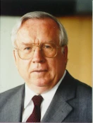 Professor Eckhard Rohkamm
