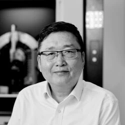 Shizhang Qiao