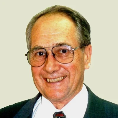 Dr Bob Brown